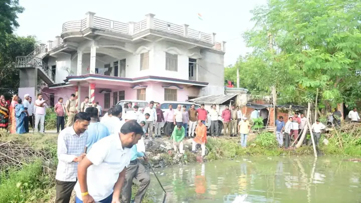 Pond-Cleaning, Water Conservation Drive Held in Bhualpur Qila Village