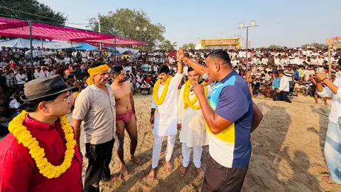 अकबरपुर रनिया में विशाल दंगल, पहलवानों के मुकाबलों से गूंजा मैदान