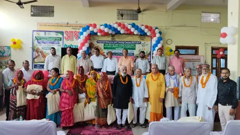 प्रतापगढ़ में वृद्धजन दिवस पर बुजुर्गों का सम्मान, अधिकारों की जानकारी