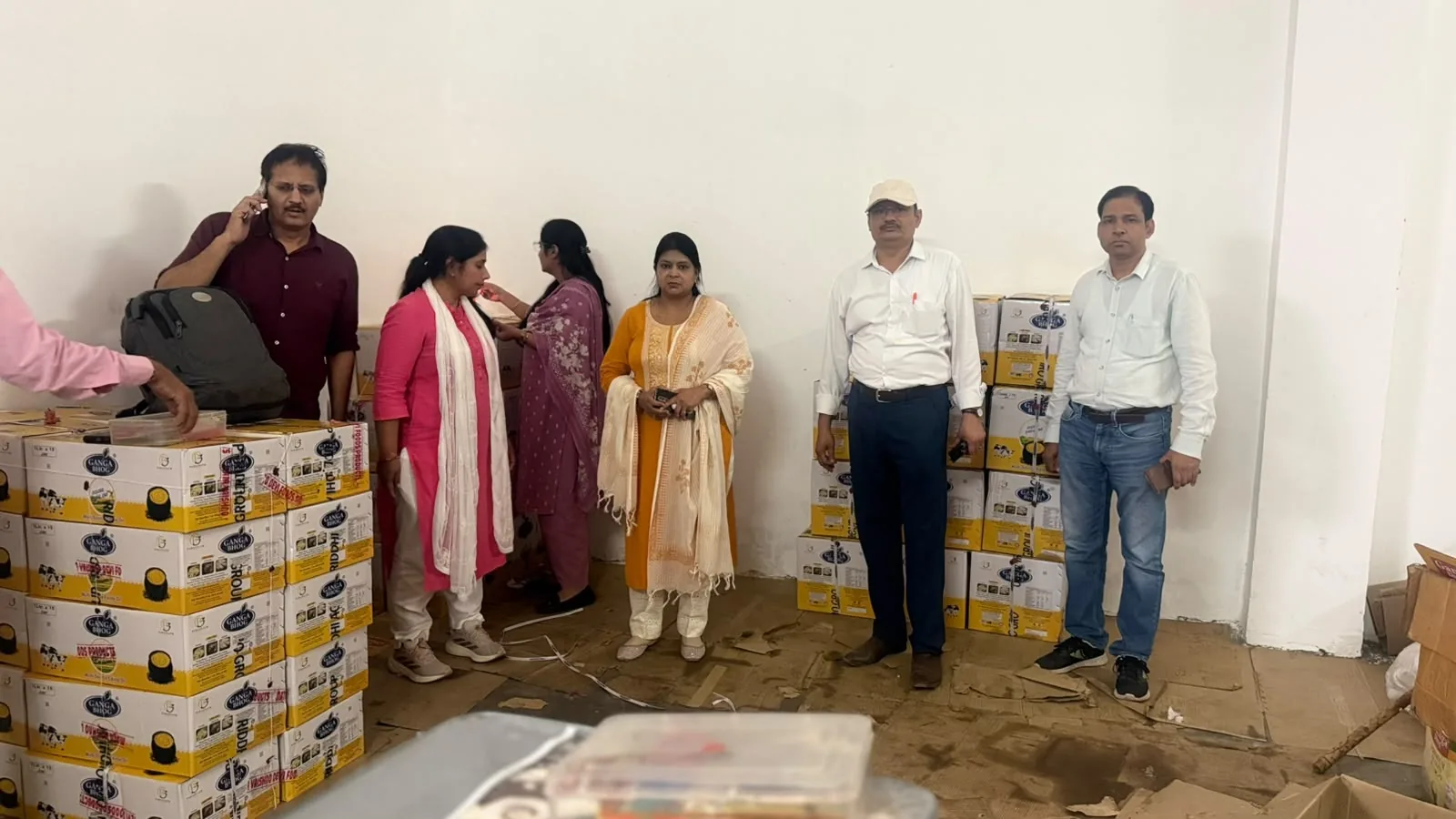 मुजफ्फरनगर में 7 लाख का खाद्य तेल और फ्लेवरिंग एजेंट सीज