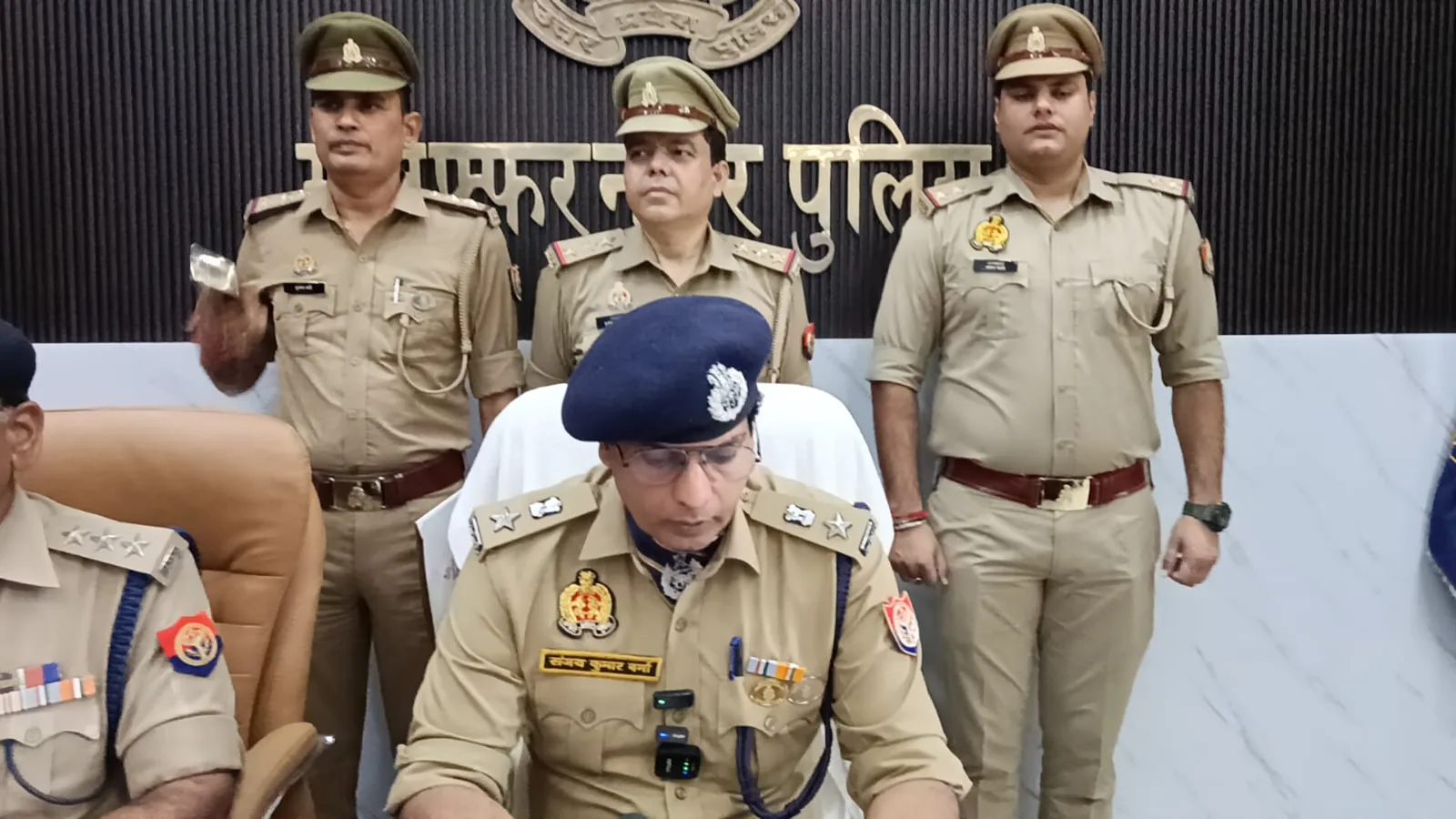 मुजफ्फरनगर में 15 लाख के अवैध पटाखे बरामद, 3 गिरफ्तार