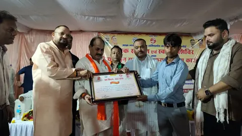 UP Minister Dara Singh Chauhan Inaugurates Seva Jyoti Kalash Yatra in Shravasti