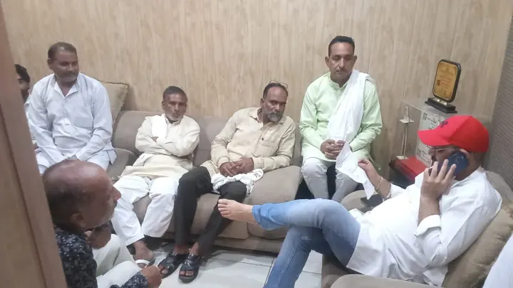 SP MLA Pankaj Malik Hears Constituents’ Grievances, Gets Some Issues Resolved