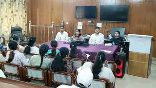 हाथरस में विधिक साक्षरता क्लबों के 37 नोडल शिक्षकों का प्रशिक्षण शुरू