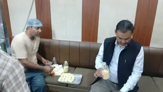 शामली में मिलावट रोकने उतरीं, लखनऊ से पहुंचीं खाद्य विभाग की 15 टीमें