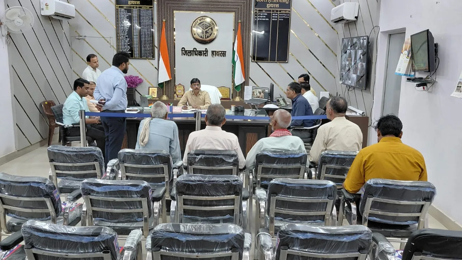 Hathras DM Orders Officials To Hear Public Complaints Daily From 10-12