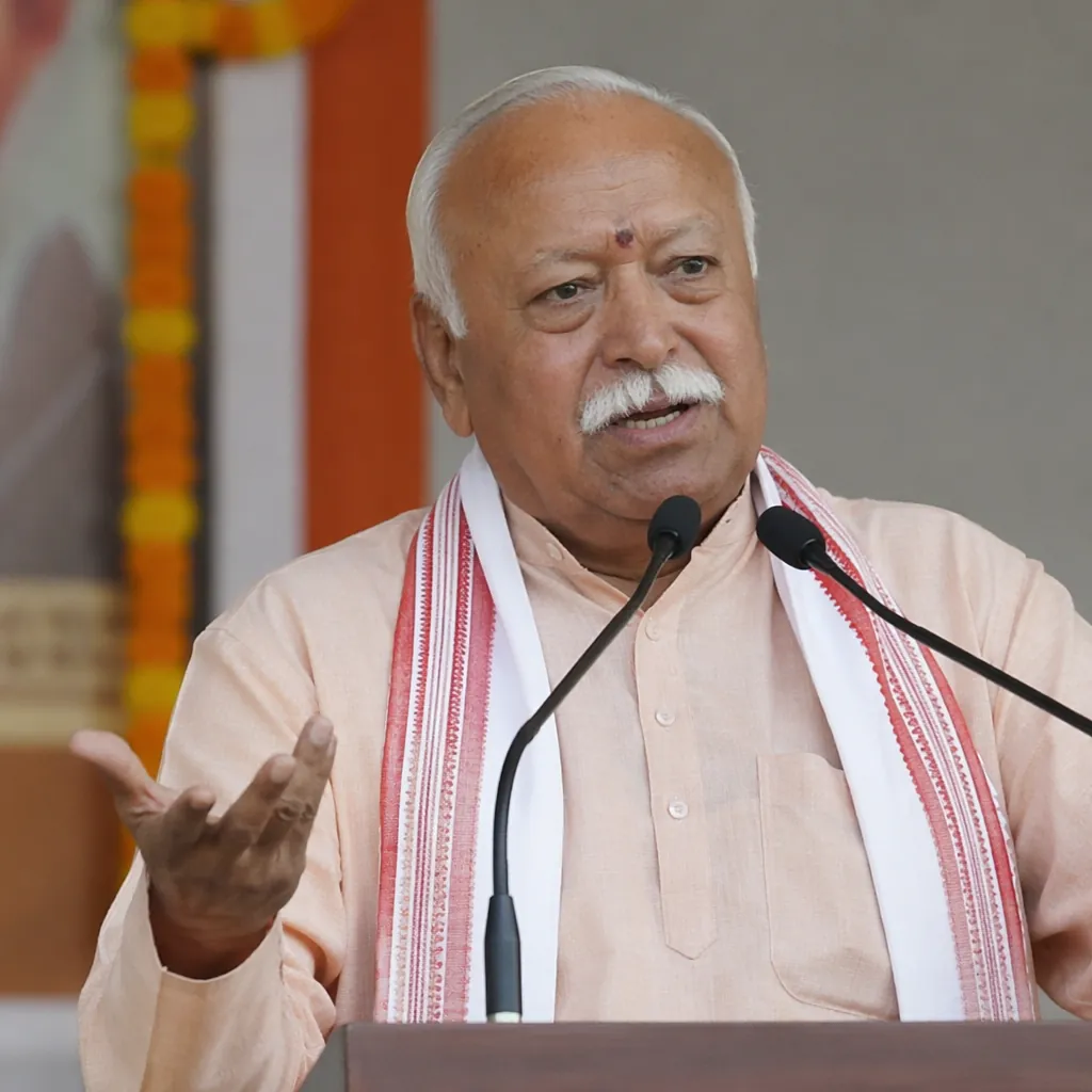 मोहन भागवत बोले- RSS गुप्त संगठन नहीं, सरकार भी जानती है