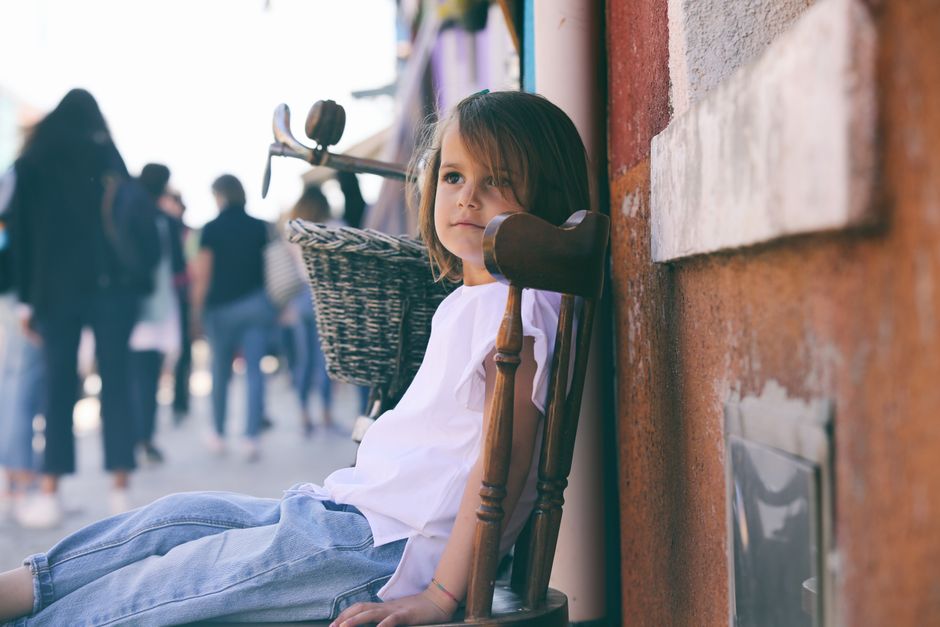 ‘Kids are kids’: Italian PM Giorgia Meloni’s daughter hides from flashing cameras at G7 Summit
