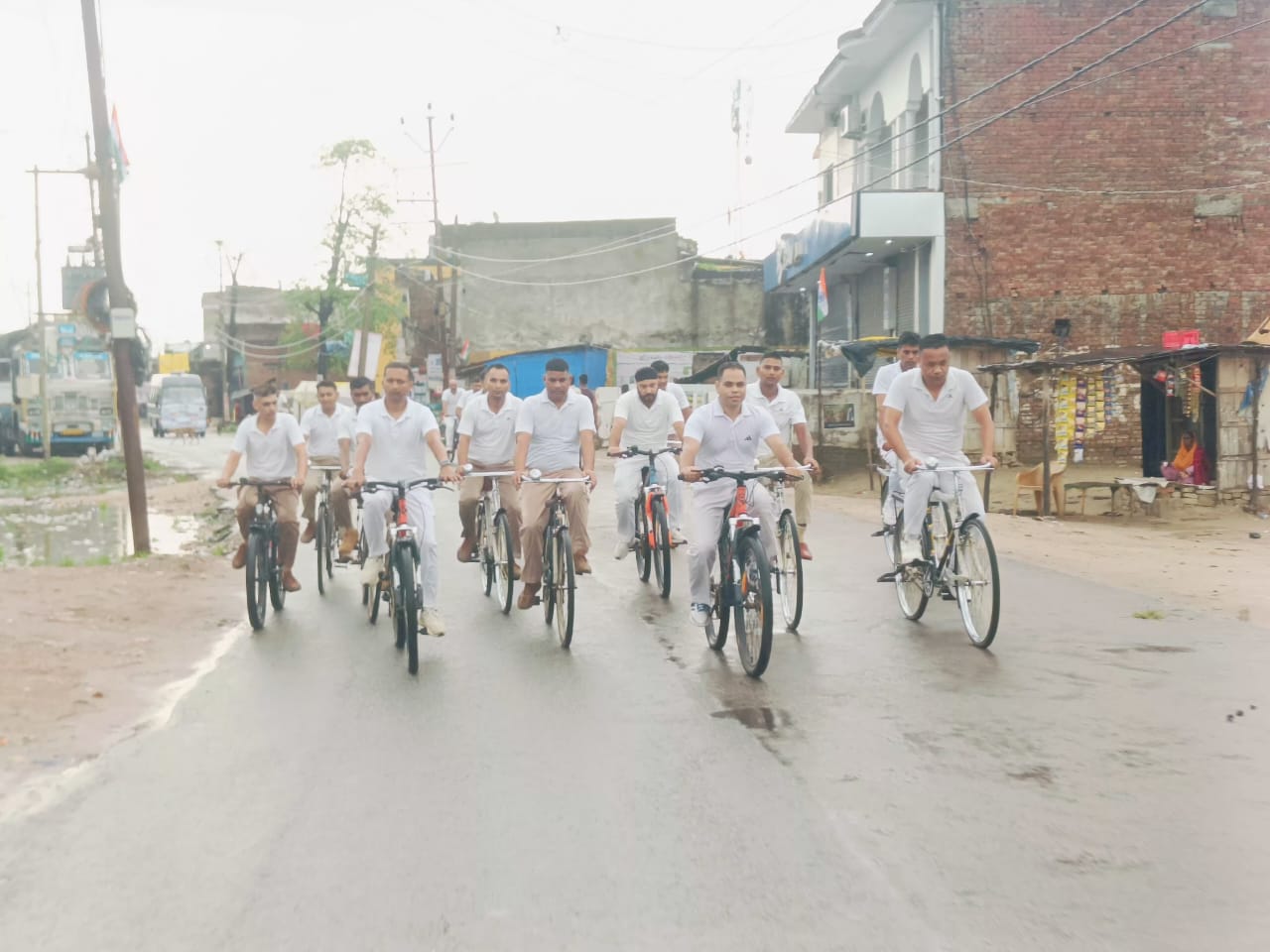श्रावस्ती में SSB ने 'फिट इंडिया' साइकिल रैली का आयोजन किया