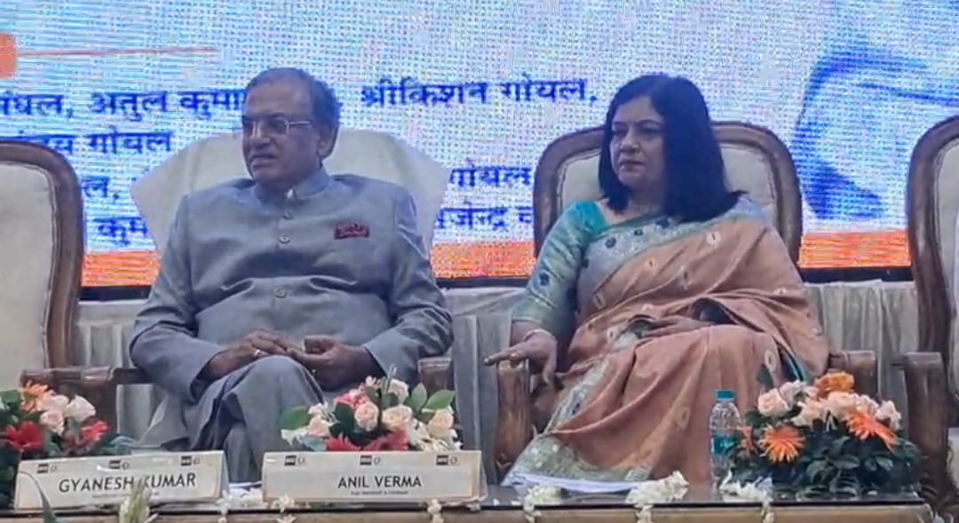 मुख्य निर्वाचन आयुक्त ने आगरा में लोकतंत्र की ताकत पर जोर दिया