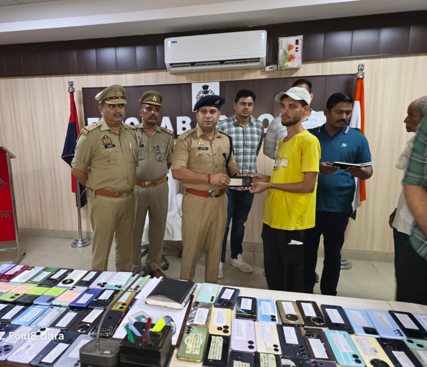 Firozabad Police Recover 151 Lost Mobile Phones Worth ₹30 Lakh