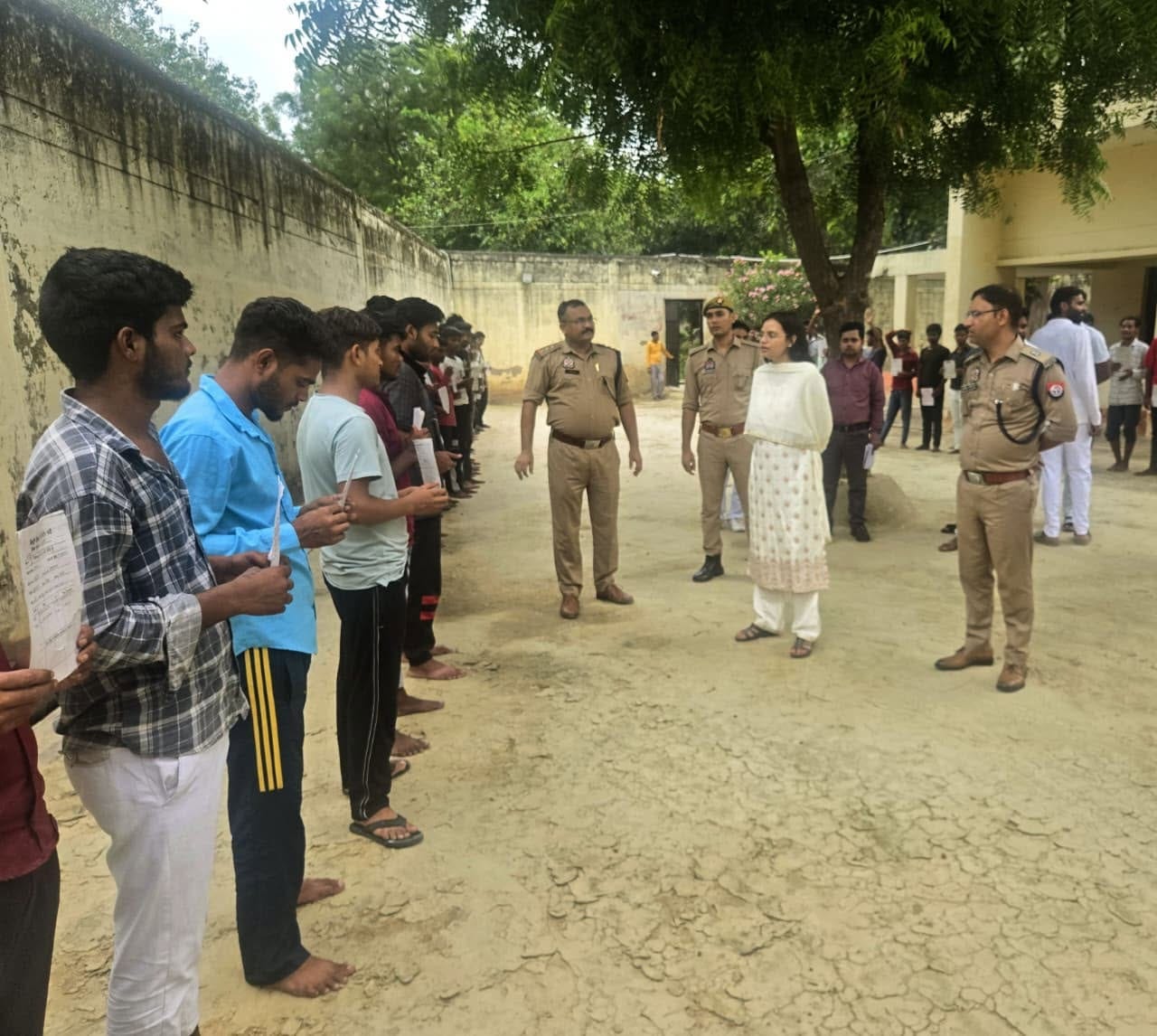 Firozabad jail inspection ensures legal aid for inmates' rights