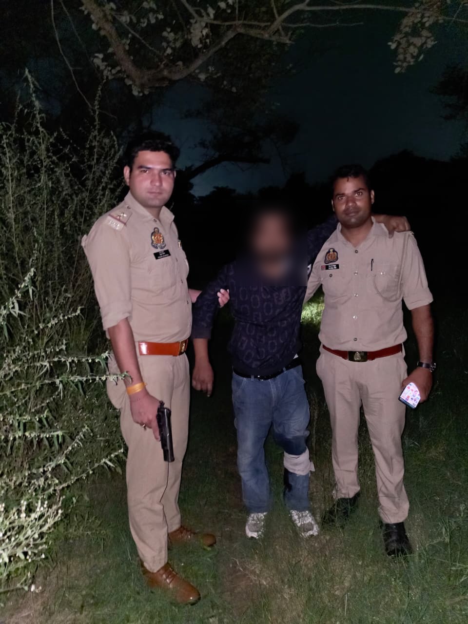 बुलंदशहर में पुलिस की मुठभेड़ में चैन स्नैचिंग का आरोपी गिरफ्तार