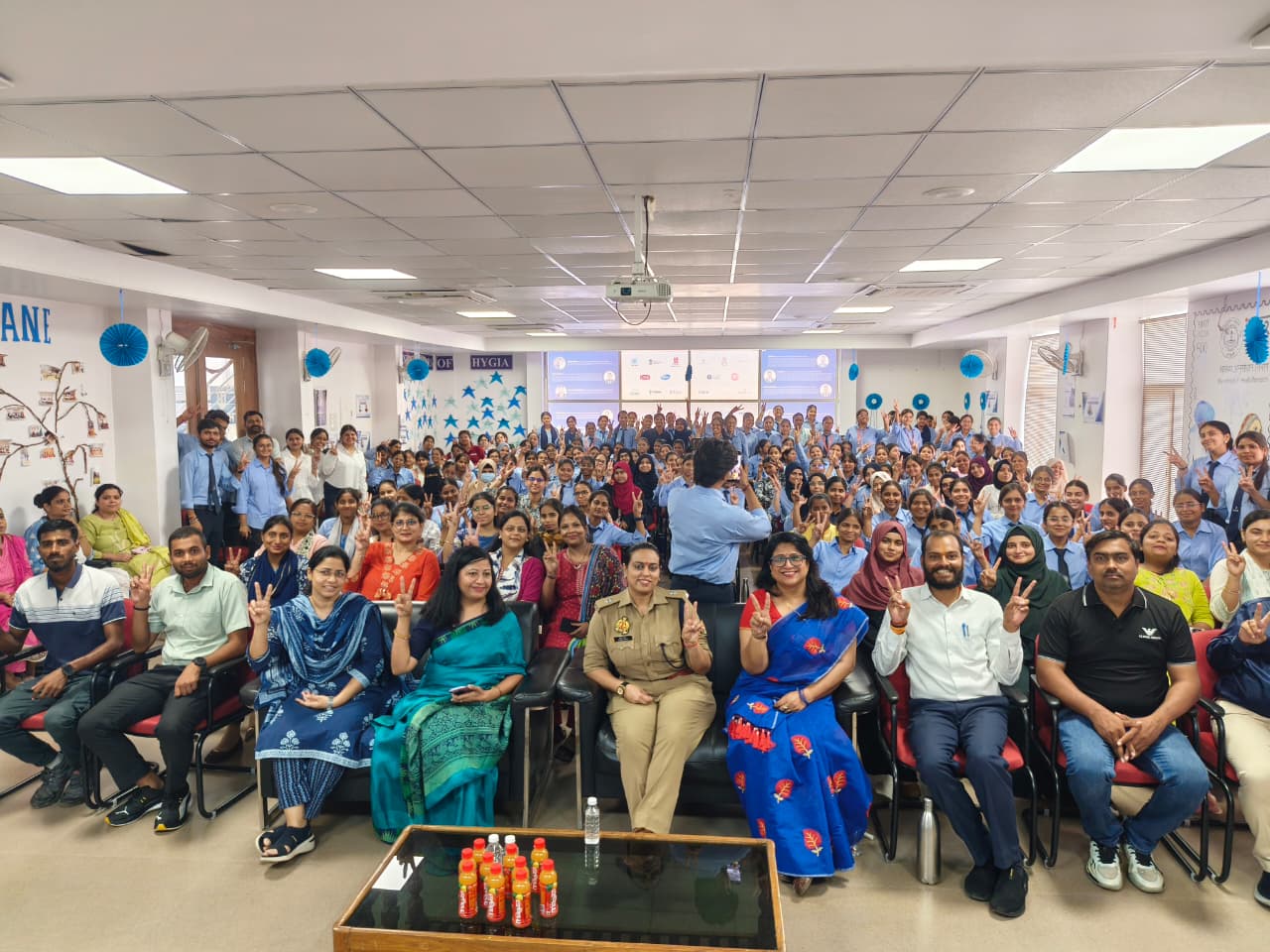IPS Kiran Yadav educates 170 students on cybercrime and safety in Lucknow
