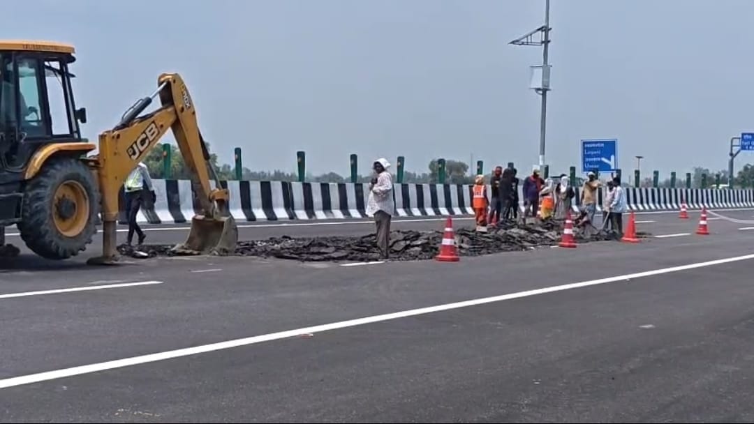 Lucknow-Kanpur Expressway faces major issues just 18 days post-opening